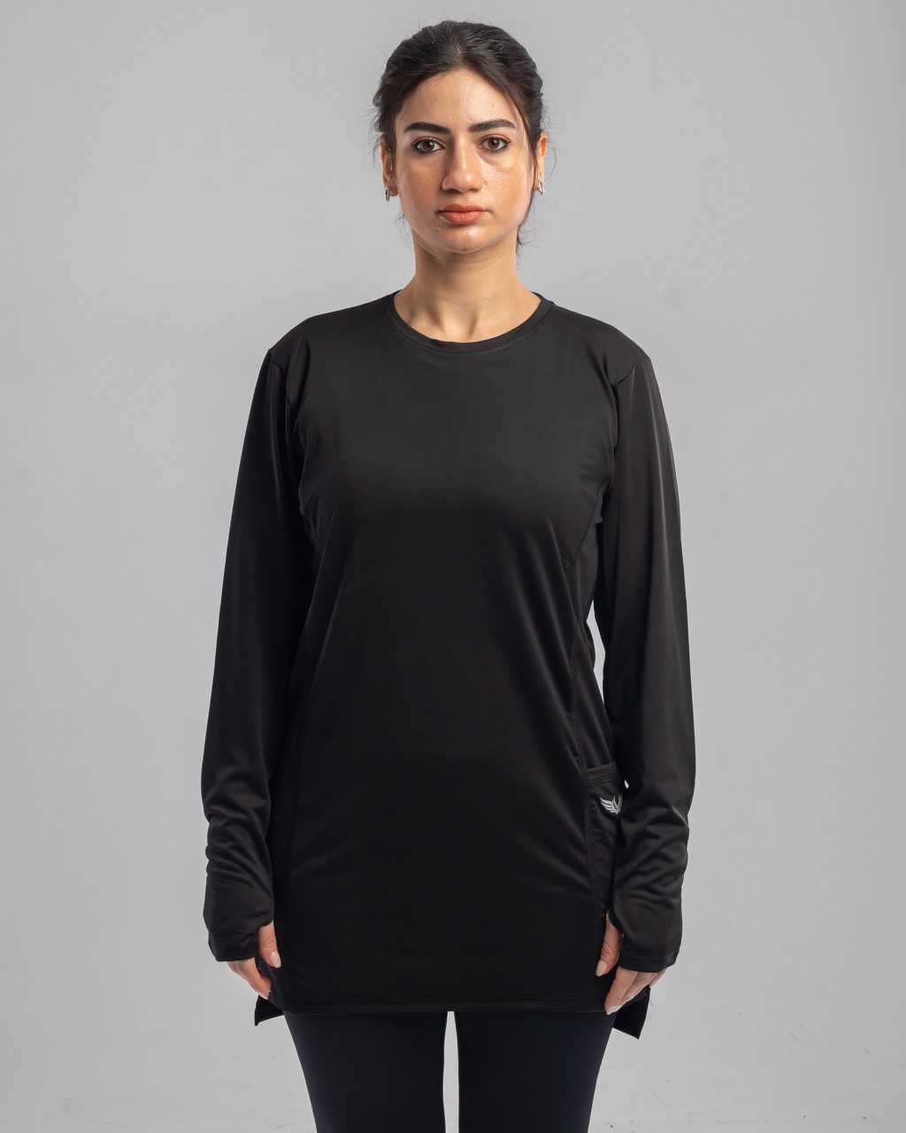 BLACK LONG SLEEVE T-SHIRT