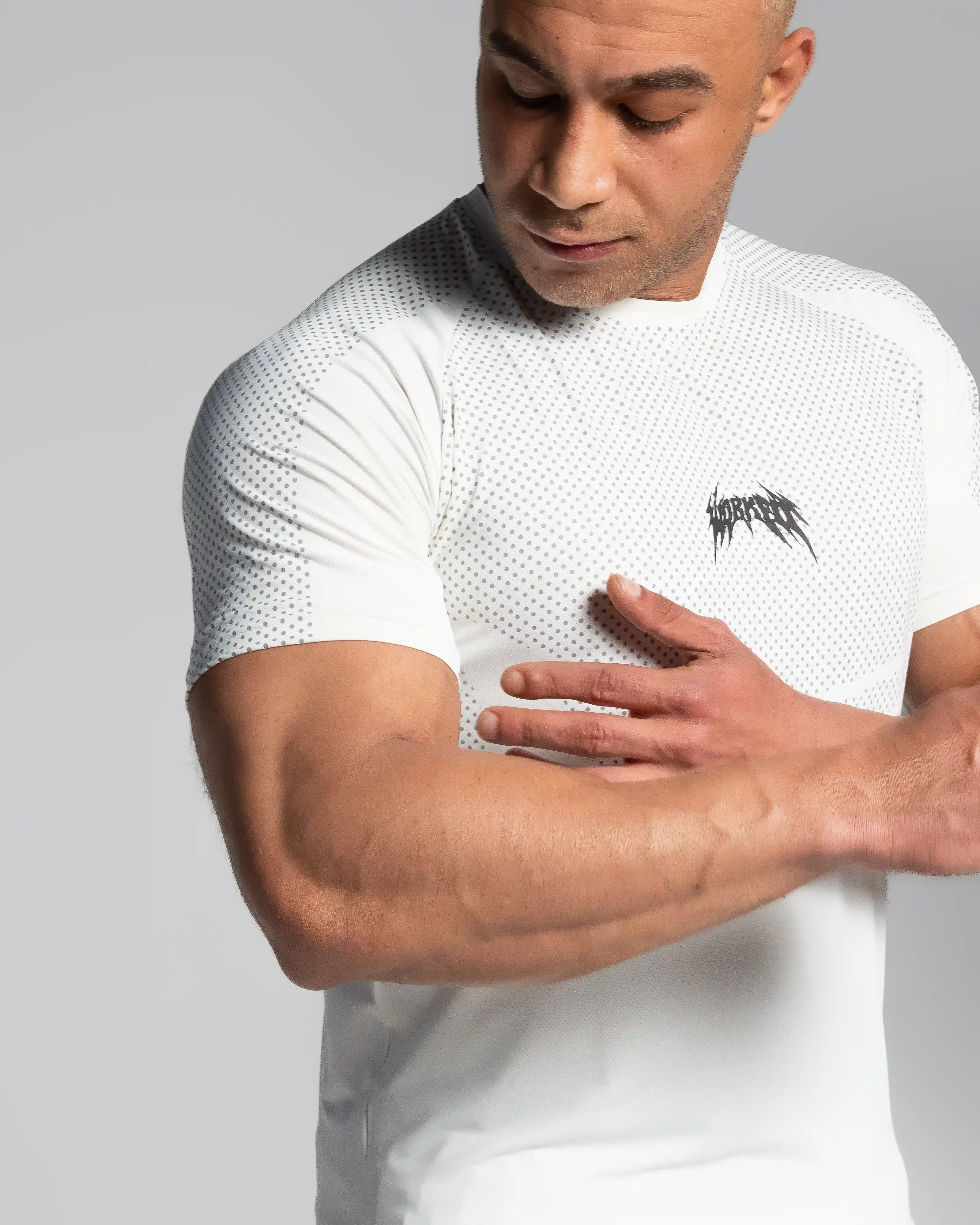 physque t shirt white