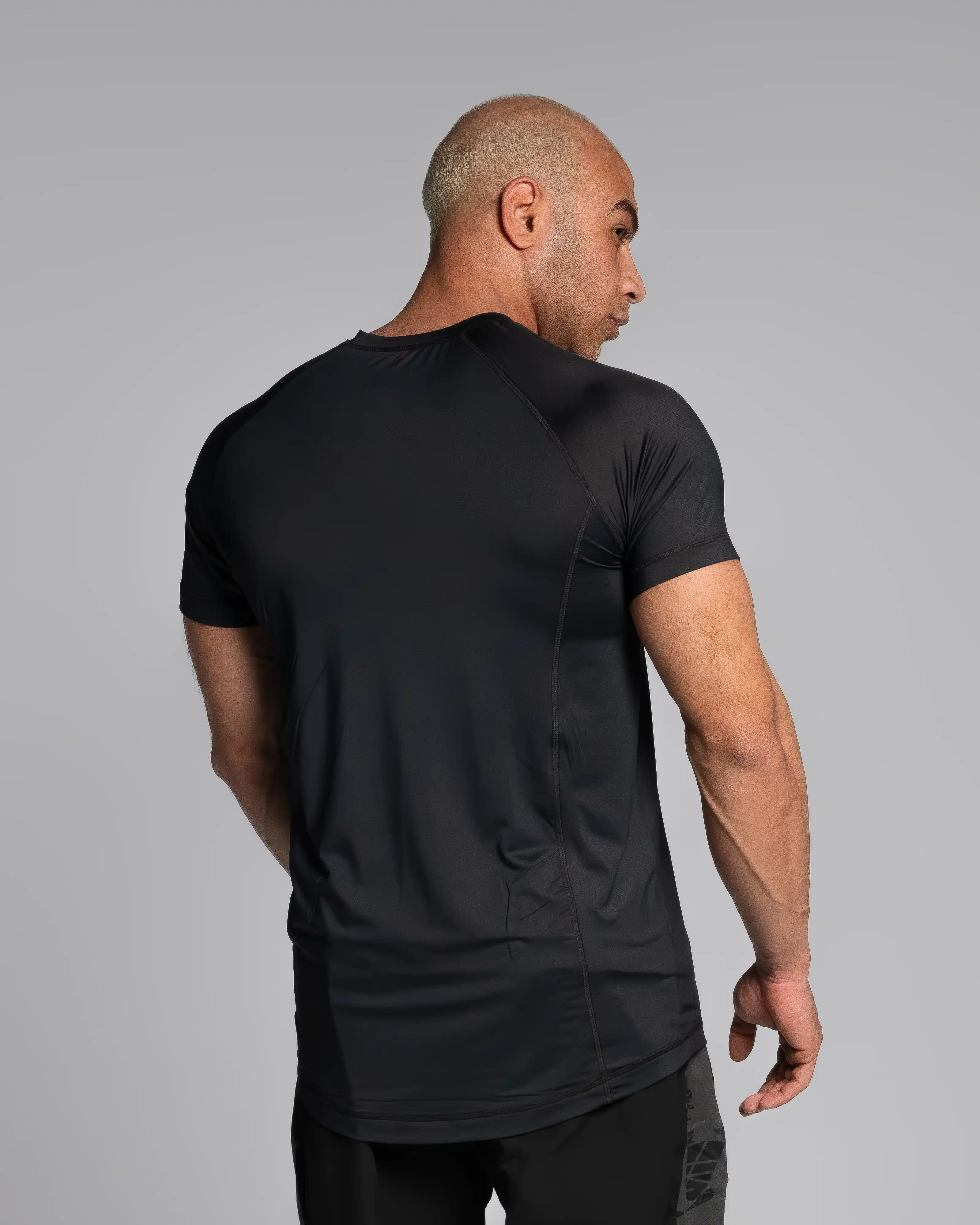 vital semless dri-fit t black