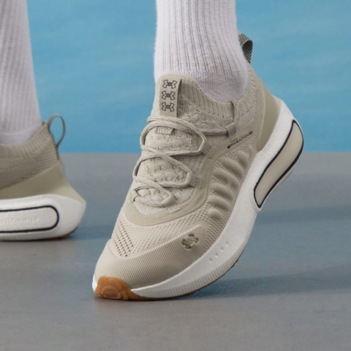 Under Armour Phantom 4-Beige