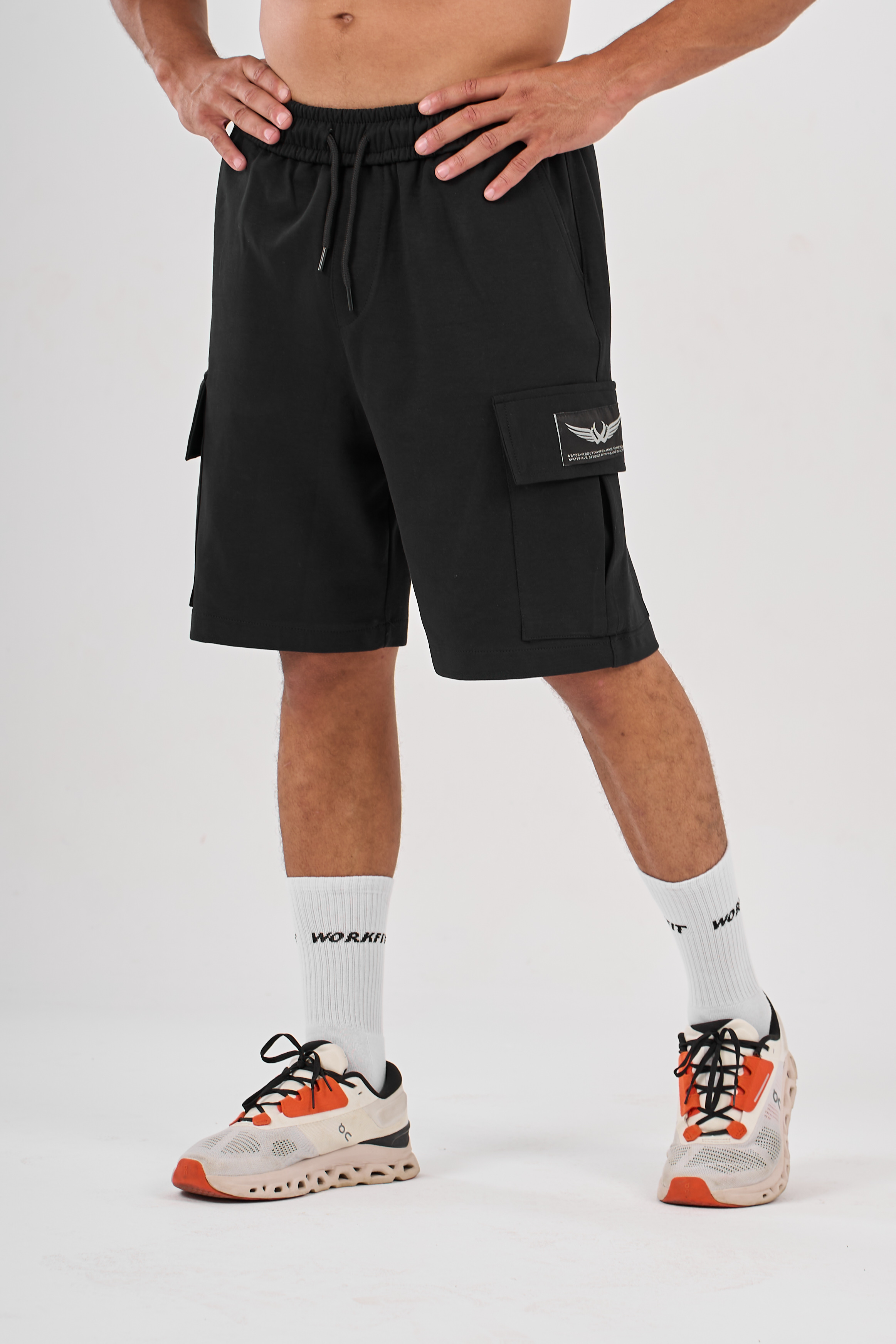black cargo jooger sh 
