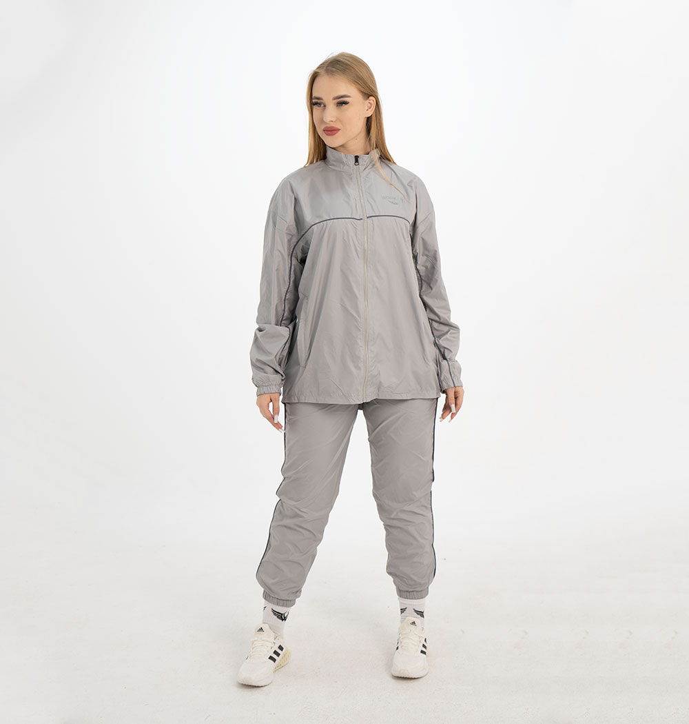 gray windproof lacket 